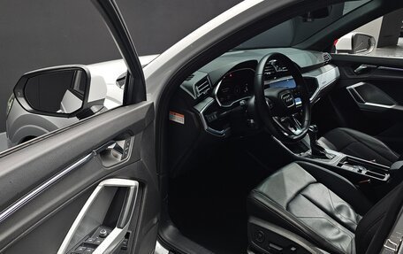 Audi Q3, 2022 год, 2 880 000 рублей, 13 фотография