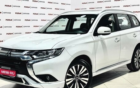 Mitsubishi Outlander III рестайлинг 3, 2022 год, 3 690 000 рублей, 1 фотография