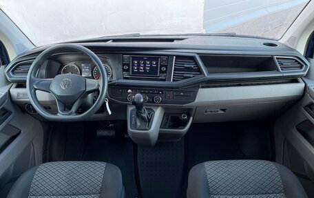 Volkswagen Caravelle T6 рестайлинг, 2021 год, 4 848 900 рублей, 7 фотография