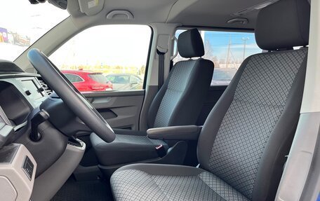 Volkswagen Caravelle T6 рестайлинг, 2021 год, 4 848 900 рублей, 6 фотография