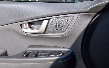 Hyundai Kona I, 2020 год, 1 650 000 рублей, 13 фотография