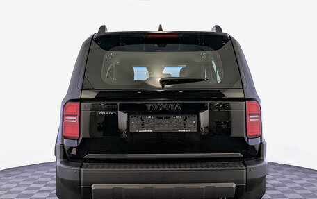 Toyota Land Cruiser Prado, 2024 год, 13 300 000 рублей, 6 фотография