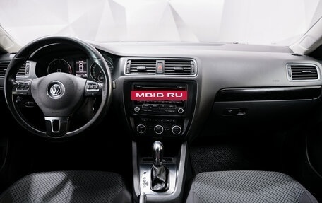 Volkswagen Jetta VI, 2013 год, 1 150 000 рублей, 11 фотография