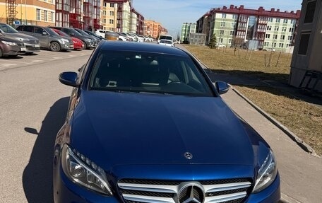 Mercedes-Benz C-Класс, 2017 год, 2 600 000 рублей, 1 фотография