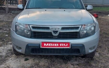 Renault Duster I рестайлинг, 2012 год, 800 000 рублей, 1 фотография