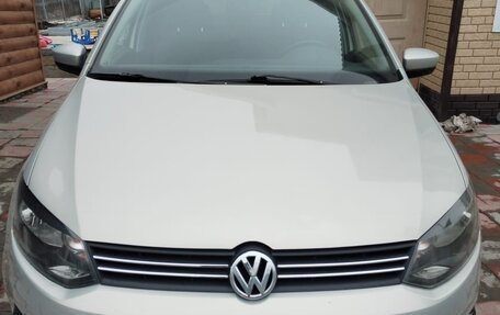 Volkswagen Polo VI (EU Market), 2012 год, 670 000 рублей, 1 фотография