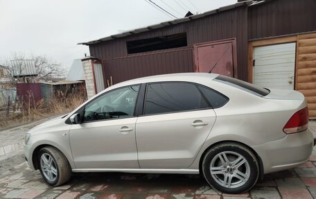 Volkswagen Polo VI (EU Market), 2012 год, 670 000 рублей, 3 фотография