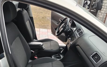 Volkswagen Polo VI (EU Market), 2012 год, 670 000 рублей, 6 фотография
