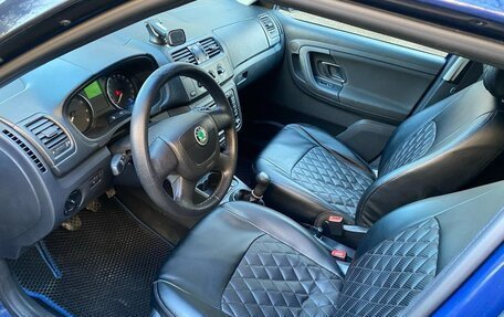 Skoda Fabia II, 2011 год, 490 000 рублей, 8 фотография