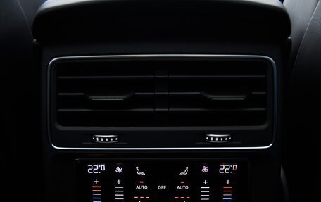 Audi Q7, 2024 год, 14 975 000 рублей, 25 фотография