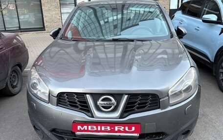 Nissan Qashqai, 2011 год, 850 000 рублей, 2 фотография