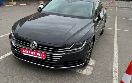 Volkswagen Arteon I, 2018 год, 2 749 000 рублей, 4 фотография
