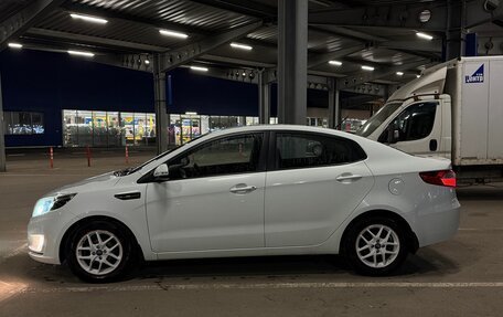 KIA Rio III рестайлинг, 2015 год, 900 000 рублей, 4 фотография