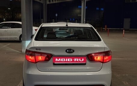 KIA Rio III рестайлинг, 2015 год, 900 000 рублей, 6 фотография
