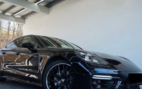 Porsche Panamera II рестайлинг, 2022 год, 9 219 000 рублей, 2 фотография