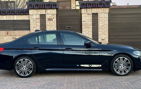 BMW 5 серия, 2019 год, 3 980 000 рублей, 4 фотография