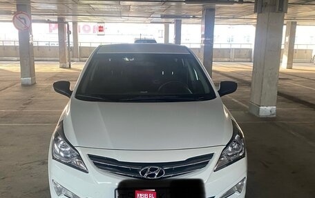 Hyundai Solaris II рестайлинг, 2015 год, 1 250 000 рублей, 1 фотография