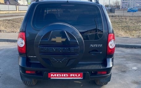 Chevrolet Niva I рестайлинг, 2011 год, 595 000 рублей, 6 фотография