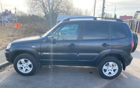 Chevrolet Niva I рестайлинг, 2011 год, 595 000 рублей, 17 фотография