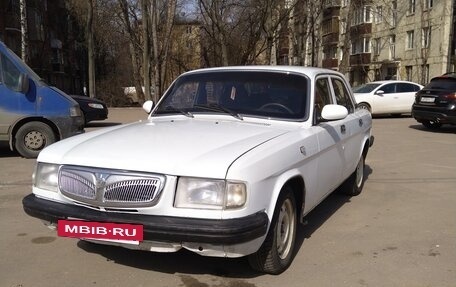 ГАЗ 3110 «Волга», 1999 год, 218 000 рублей, 2 фотография