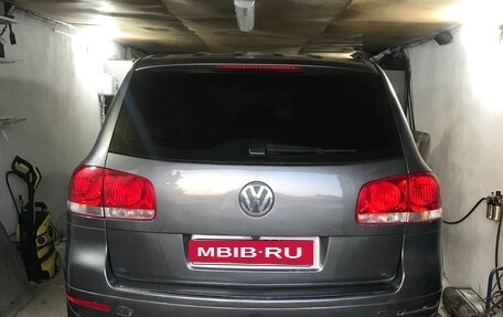 Volkswagen Touareg III, 2002 год, 700 000 рублей, 1 фотография
