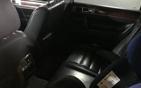 Volkswagen Touareg III, 2002 год, 700 000 рублей, 2 фотография