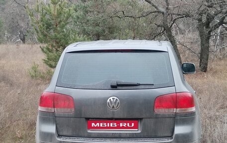 Volkswagen Touareg III, 2002 год, 700 000 рублей, 8 фотография