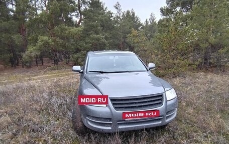 Volkswagen Touareg III, 2002 год, 700 000 рублей, 3 фотография