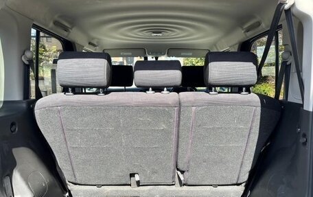 Nissan Cube III, 2014 год, 800 000 рублей, 19 фотография