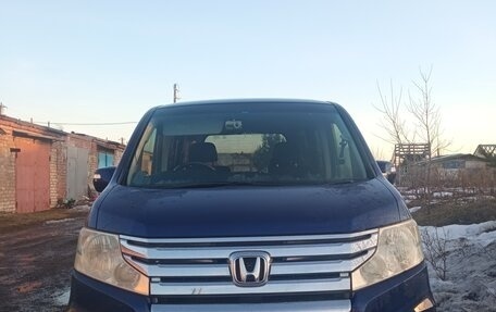 Honda Stepwgn IV, 2011 год, 1 550 000 рублей, 3 фотография