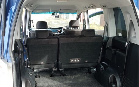 Honda Stepwgn IV, 2011 год, 1 550 000 рублей, 13 фотография