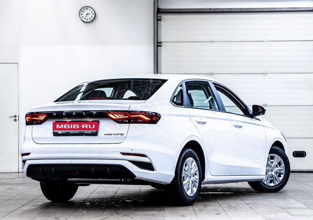 Geely Emgrand, 2024 год, 1 770 990 рублей, 3 фотография