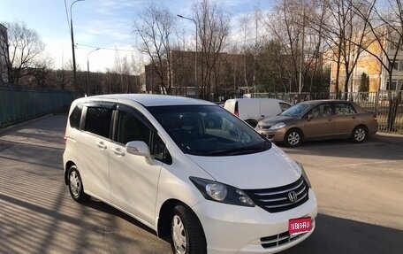 Honda Freed I, 2010 год, 1 300 000 рублей, 1 фотография