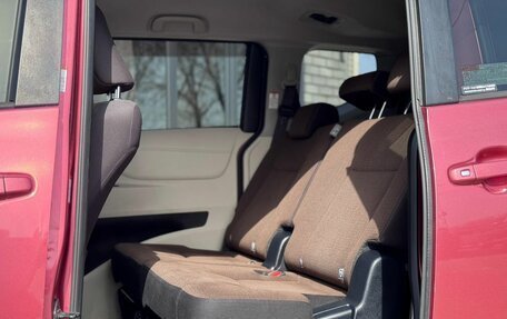 Toyota Sienta II, 2016 год, 1 700 000 рублей, 11 фотография