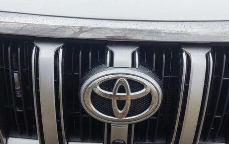 Toyota Land Cruiser Prado 150 рестайлинг 2, 2016 год, 3 100 000 рублей, 23 фотография