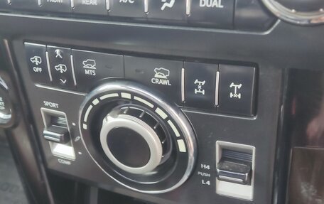 Toyota Land Cruiser Prado 150 рестайлинг 2, 2016 год, 3 100 000 рублей, 36 фотография