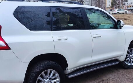 Toyota Land Cruiser Prado 150 рестайлинг 2, 2016 год, 3 100 000 рублей, 33 фотография