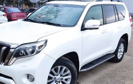 Toyota Land Cruiser Prado 150 рестайлинг 2, 2016 год, 3 100 000 рублей, 27 фотография
