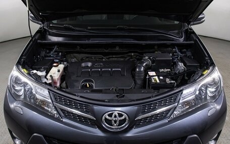 Toyota RAV4, 2015 год, 1 947 000 рублей, 9 фотография