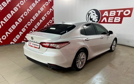 Toyota Camry, 2019 год, 2 890 000 рублей, 5 фотография