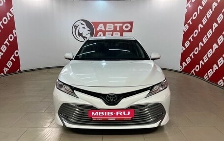 Toyota Camry, 2019 год, 2 890 000 рублей, 3 фотография
