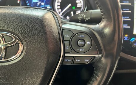 Toyota Camry, 2019 год, 2 890 000 рублей, 17 фотография