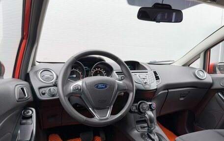 Ford Fiesta, 2015 год, 885 000 рублей, 6 фотография