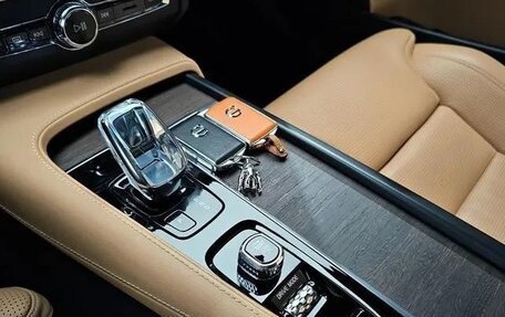 Volvo S90 II рестайлинг, 2021 год, 3 399 000 рублей, 14 фотография