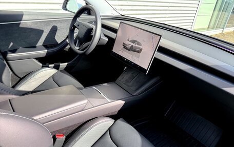 Tesla Model 3 I, 2025 год, 5 740 000 рублей, 11 фотография