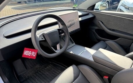 Tesla Model 3 I, 2025 год, 5 740 000 рублей, 10 фотография