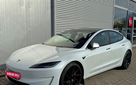 Tesla Model 3 I, 2025 год, 5 740 000 рублей, 2 фотография