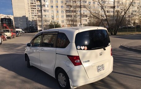 Honda Freed I, 2010 год, 1 300 000 рублей, 3 фотография