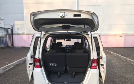 Honda Freed I, 2010 год, 1 300 000 рублей, 13 фотография