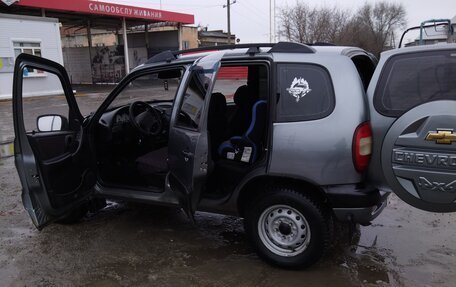 Chevrolet Niva I рестайлинг, 2006 год, 340 000 рублей, 3 фотография